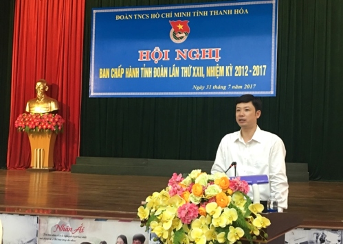 Đồng chí Lê Văn Trung - Tỉnh ủy viên, Bí thư Tỉnh đoàn phát biểu kết luận Hội nghị